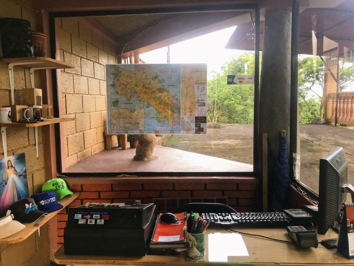 Hospedaje La Naciente Turrialba Exteriör bild