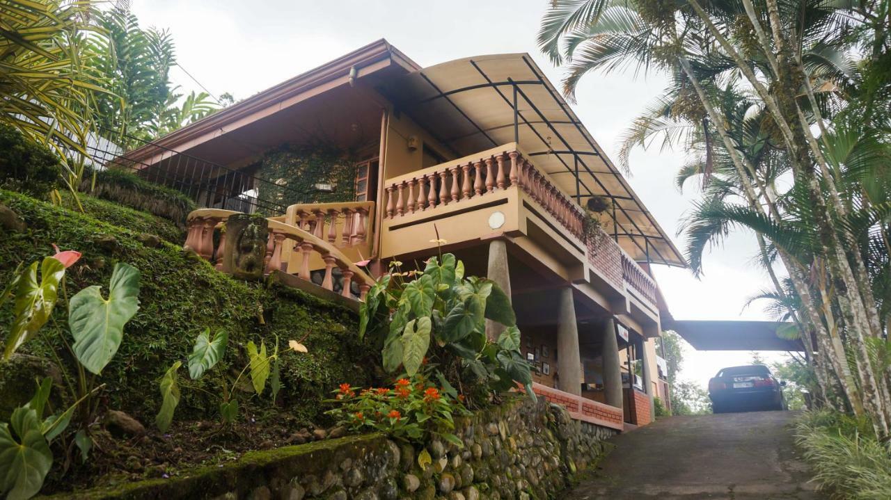 Hospedaje La Naciente Turrialba Exteriör bild
